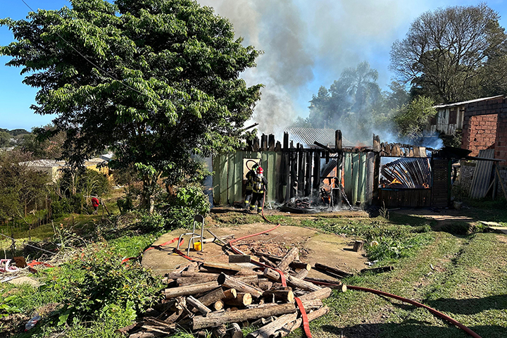 Fotos: Bombeiros Voluntários de Nova Petrópolis e Divulgação