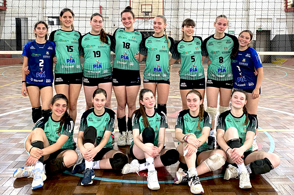 Sogipa: Equipe infanto masculina de vôlei conquista a terceira colocação no  Campeonato Estadual